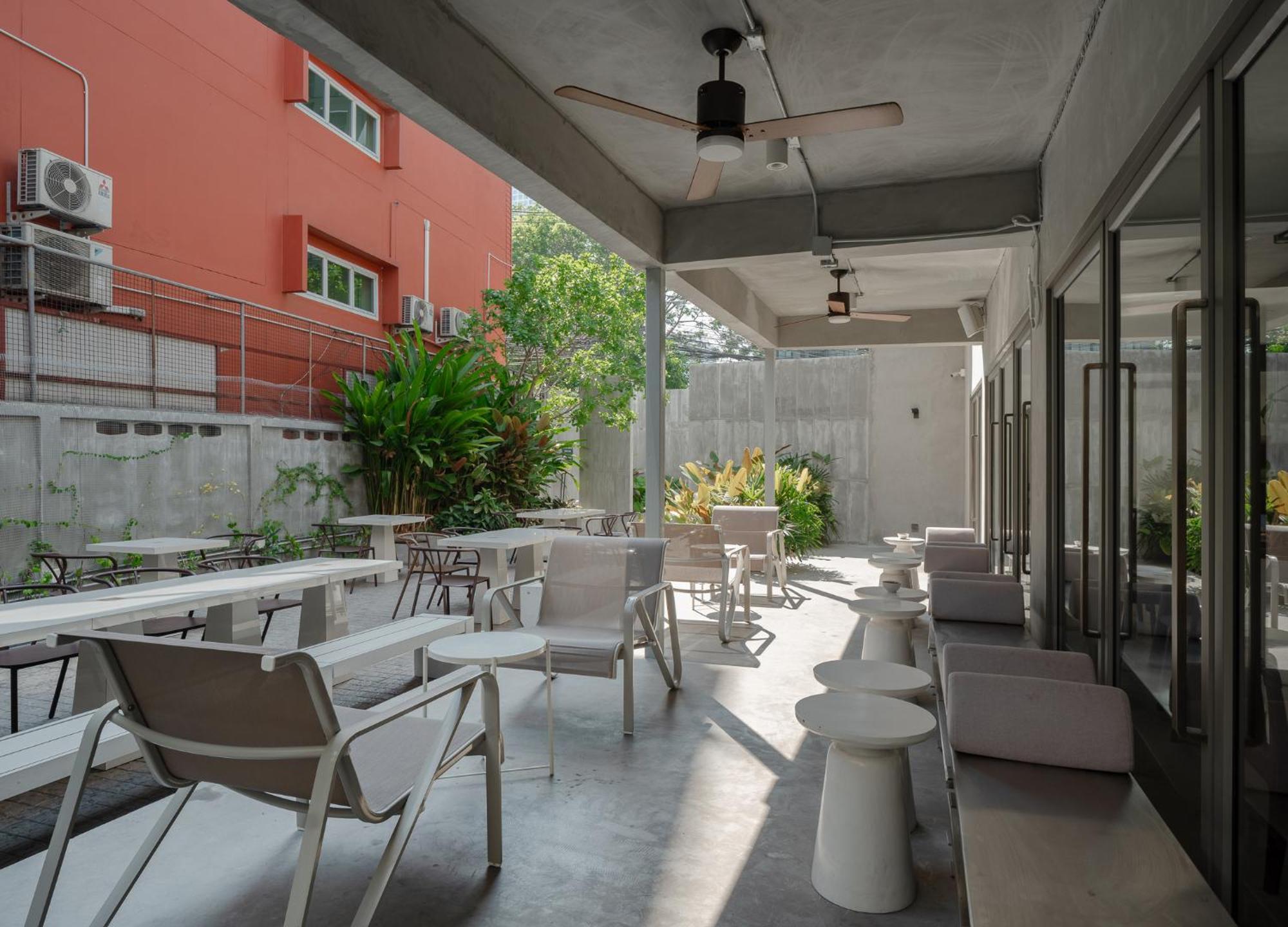 Nidhra Boutique Hotel Bangkok Sukhumvit Exterior foto