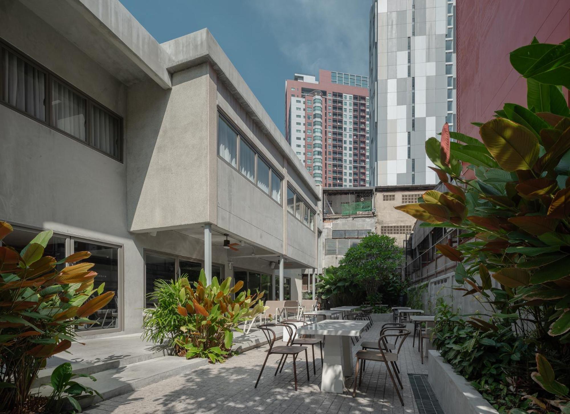 Nidhra Boutique Hotel Bangkok Sukhumvit Exterior foto