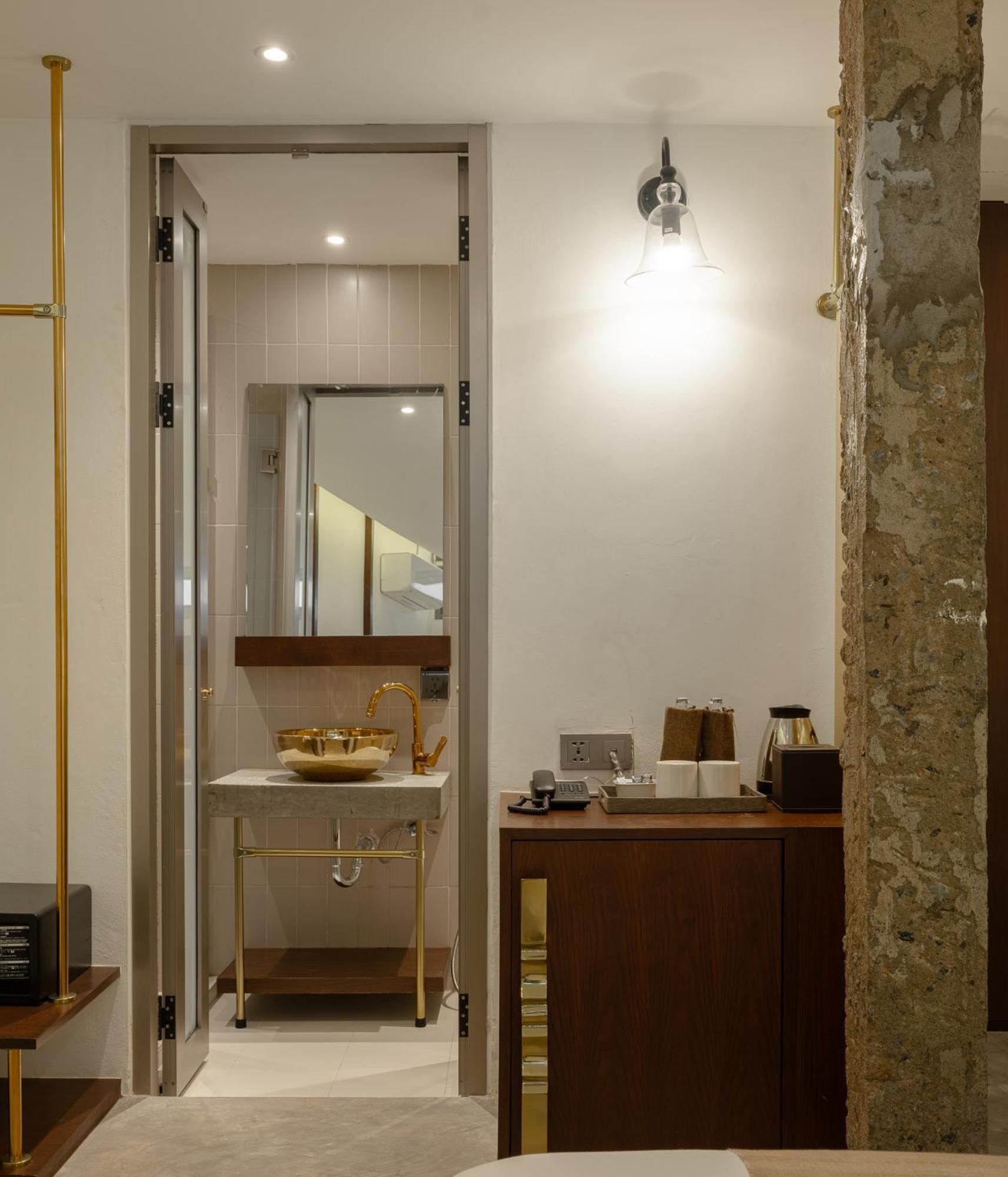 Nidhra Boutique Hotel Bangkok Sukhumvit Habitación foto